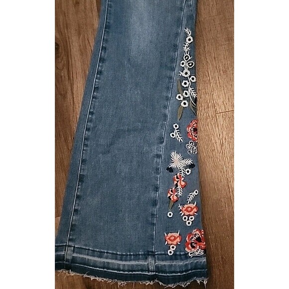 Charton Collection Jeans Womens Flare XL Med Wash Embroidered Flowers Wide-Leg - Picture 11 of 13